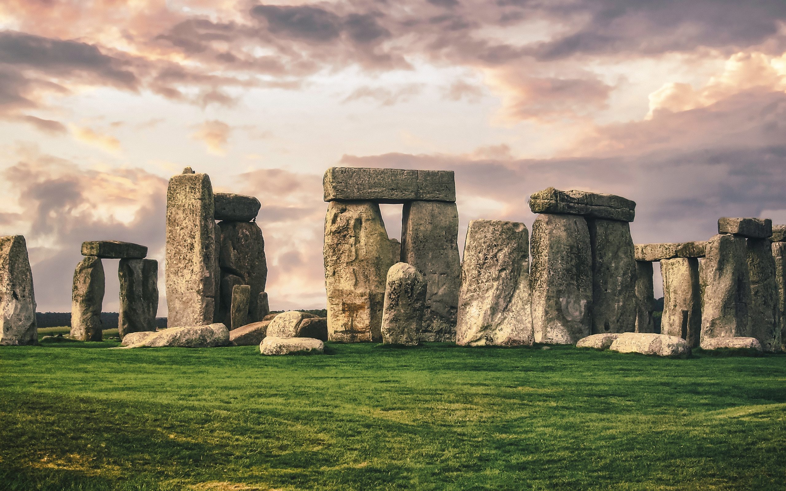 A photo of Stonehenge
